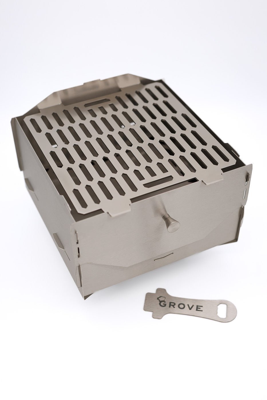 Produktfoto:
Horst der multifunktionale Campingofen in Frontansicht zusammengebaut als Gasgrill