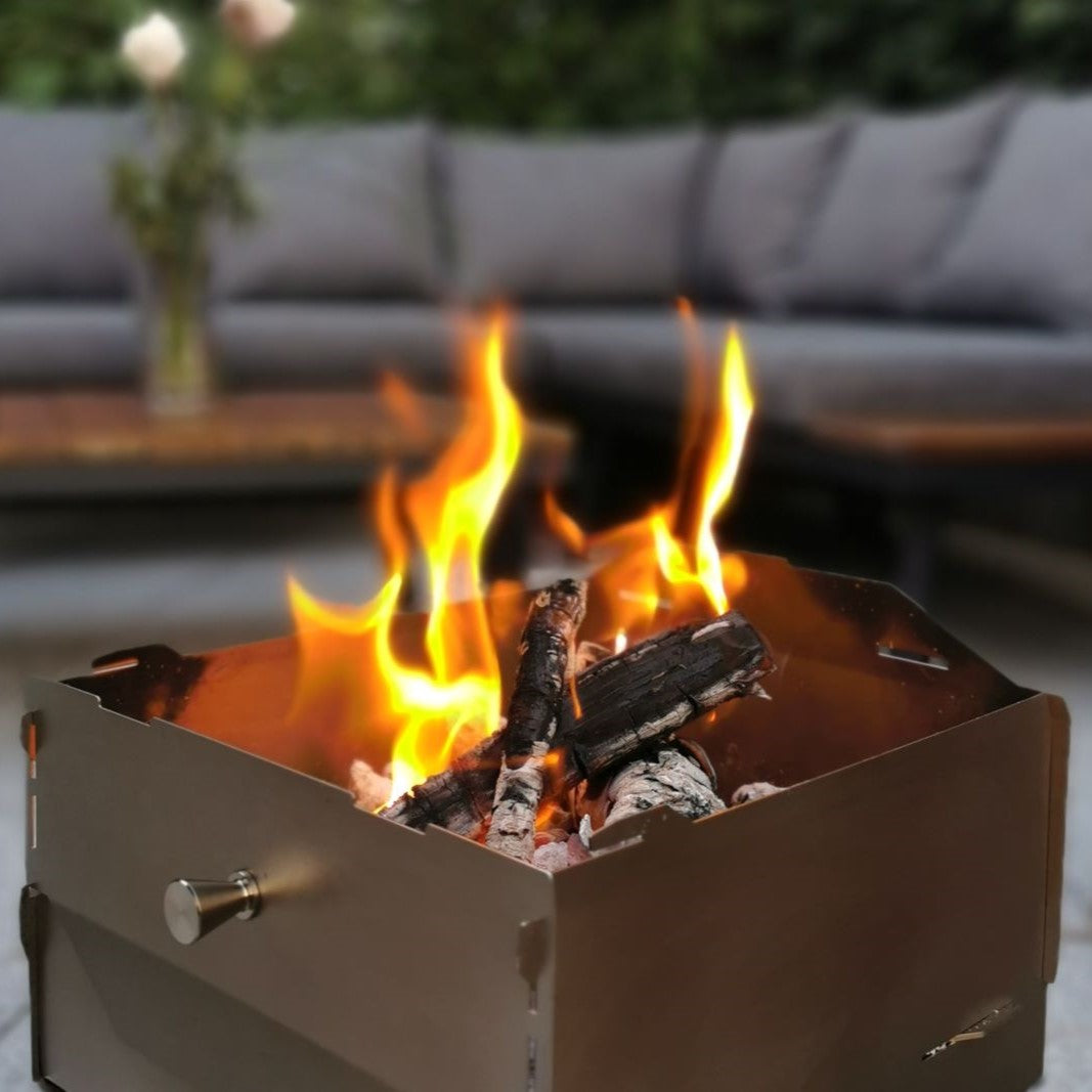 Grove Camping - Horst Campingofen als Feuerschale mit brennendem Lagerfeuer