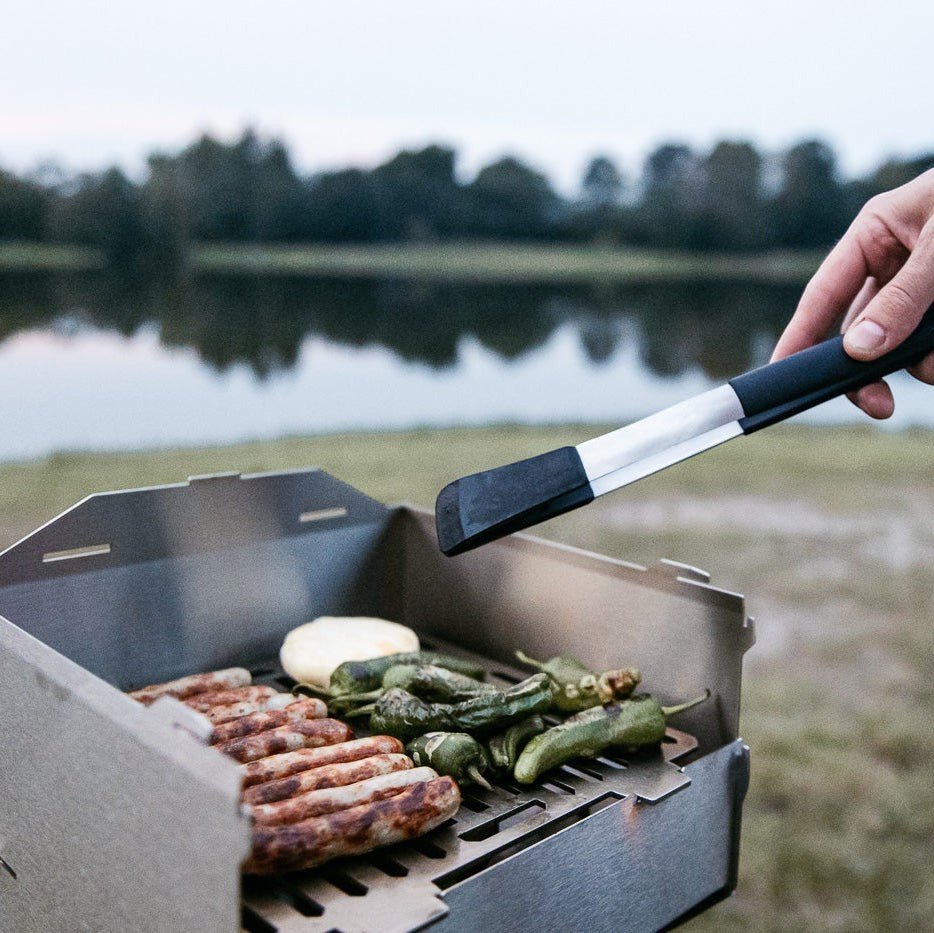 Ambientefoto:
Horst der multifunktionale Campingofen  beim Grillen